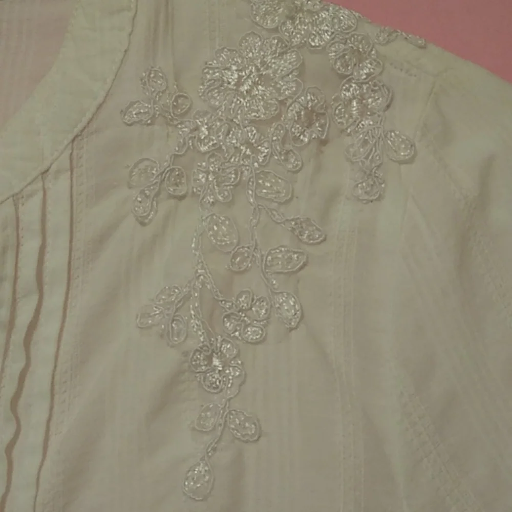 Krazy Kat 100% Cotton White Blouse Front Pintucks Appliques - Picture 14 of 15